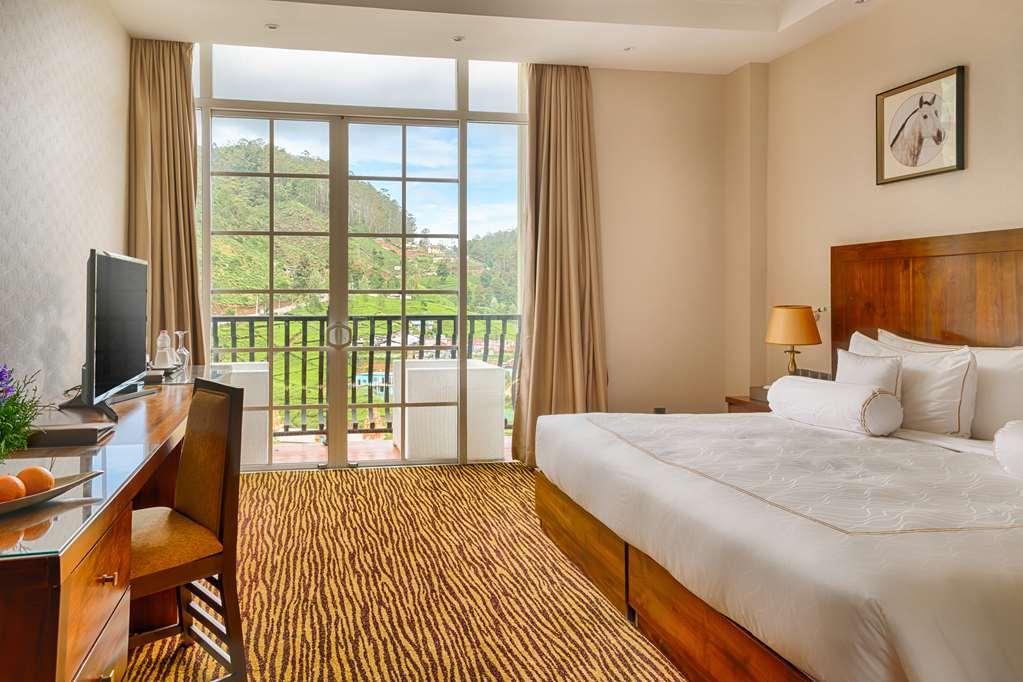 The Golden Ridge Hotel Nuwara Eliya Ruang foto