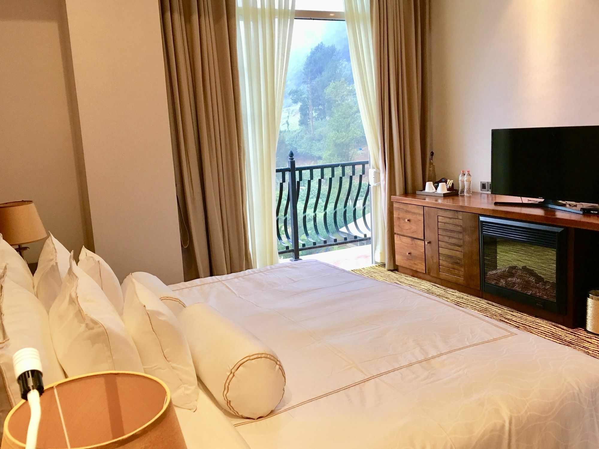The Golden Ridge Hotel Nuwara Eliya Bagian luar foto